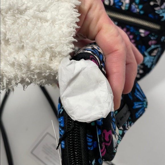 NWT Vera Bradley Crossbody Bag And Matching Wallet - Picture 5 of 7